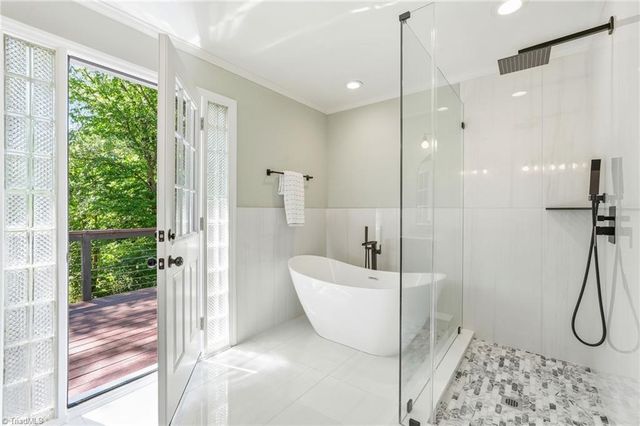 20 Downing Ridge Court, Greensboro, NC 27407