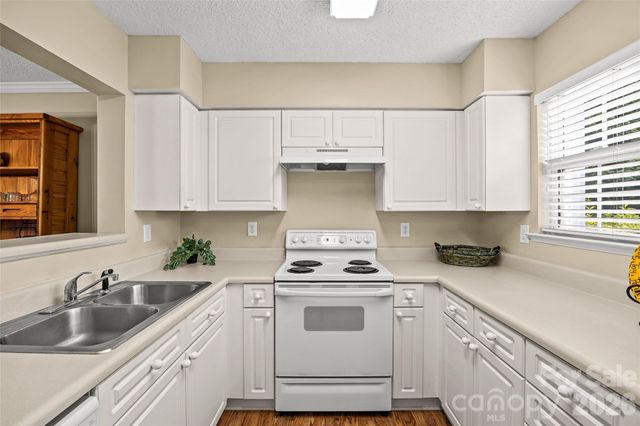 4259 Melrose Club Drive, Matthews, NC 28105