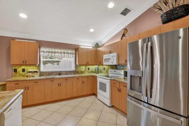 6544 Via Primo Street, Lake Worth, FL 33467