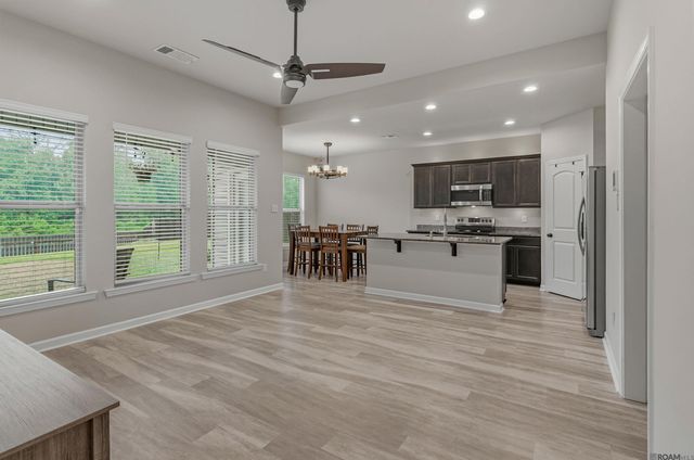 18171 Terraceside Dr, Prairieville, LA 70769