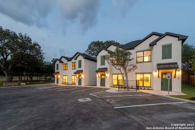 5927 Prue Rd Unit 302, San Antonio, TX 78240