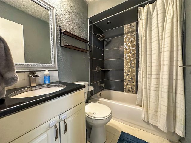 3317 Kathy Lane, Edmond, OK 73034
