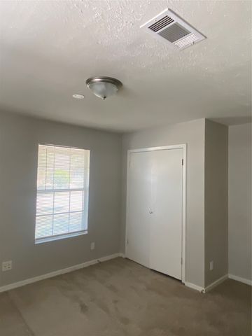 2516 Trinity Street, Irving, TX 75062