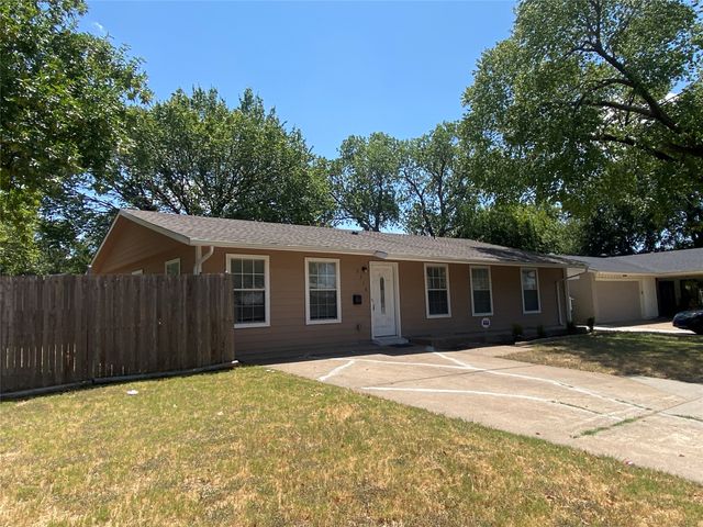 2516 Trinity Street, Irving, TX 75062