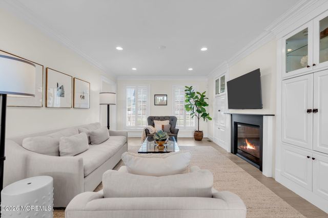 52 Navesink Drive, Monmouth Beach, NJ 07750