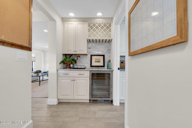 52 Navesink Drive, Monmouth Beach, NJ 07750