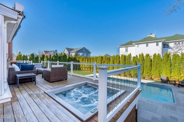 52 Navesink Drive, Monmouth Beach, NJ 07750