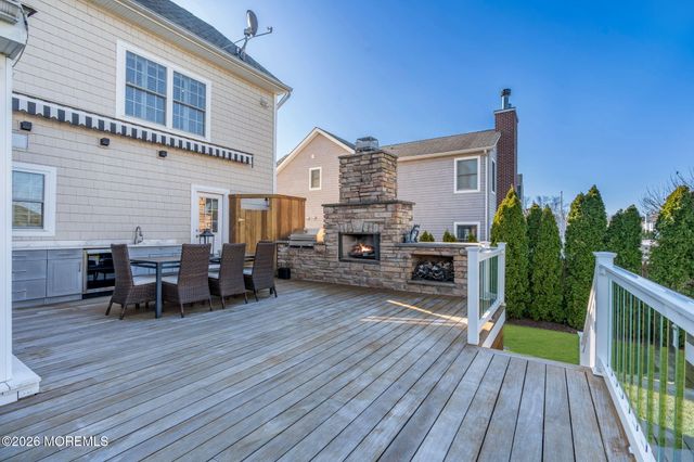 52 Navesink Drive, Monmouth Beach, NJ 07750