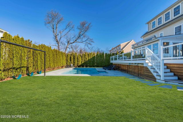 52 Navesink Drive, Monmouth Beach, NJ 07750