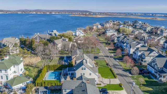 52 Navesink Drive, Monmouth Beach, NJ 07750