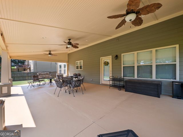 5727 Pleasant Woods Drive, Flowery Branch, GA 30542