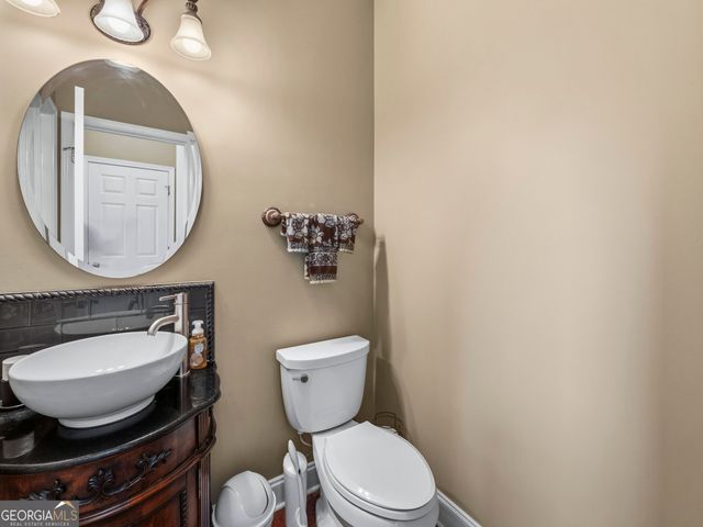 5727 Pleasant Woods Drive, Flowery Branch, GA 30542