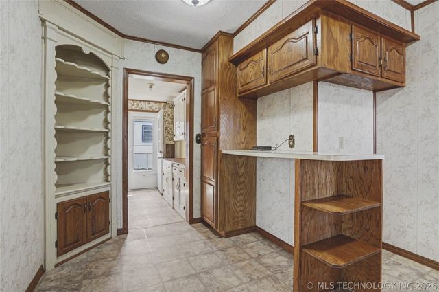 1231 S Gary Place, Tulsa, OK 74104