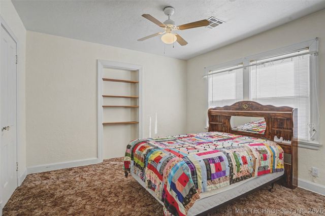 1231 S Gary Place, Tulsa, OK 74104