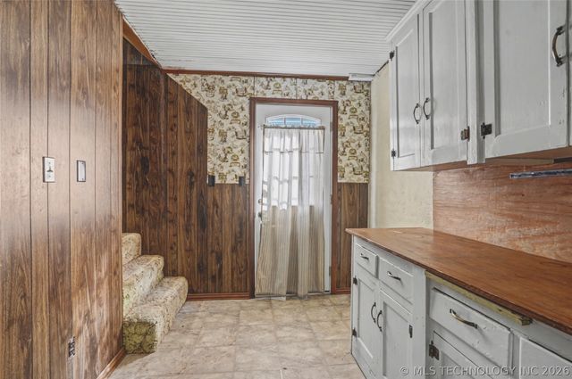 1231 S Gary Place, Tulsa, OK 74104