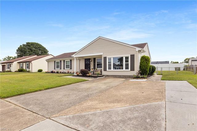1005 Sean DR, Chesapeake, VA 23323