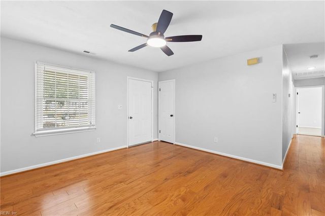 1005 Sean DR, Chesapeake, VA 23323