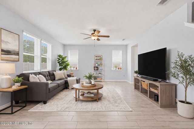 6377 BLAKELY Drive, Jacksonville, FL 32222