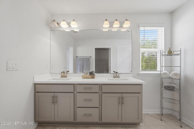 6377 BLAKELY Drive, Jacksonville, FL 32222