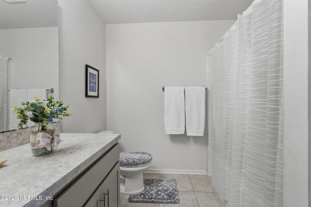 6377 BLAKELY Drive, Jacksonville, FL 32222