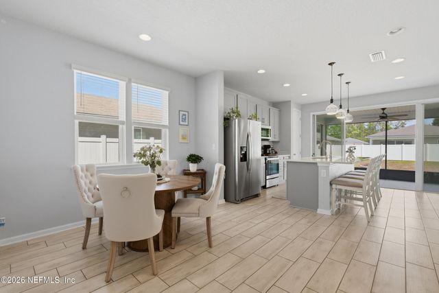 6377 BLAKELY Drive, Jacksonville, FL 32222