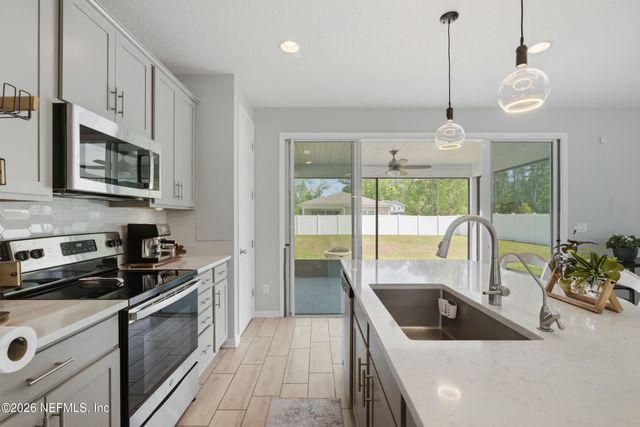 6377 BLAKELY Drive, Jacksonville, FL 32222