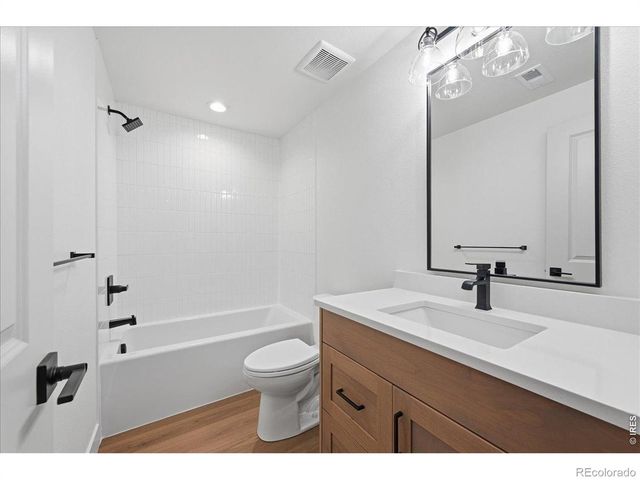 864 Doubleleaf Drive, Windsor, CO 80550