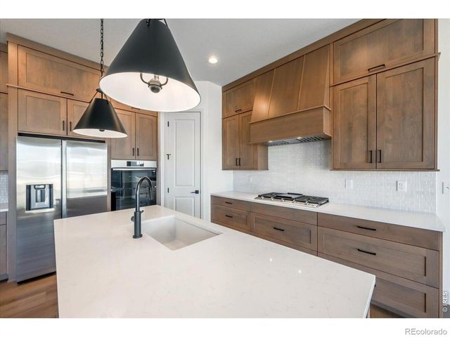 864 Doubleleaf Drive, Windsor, CO 80550