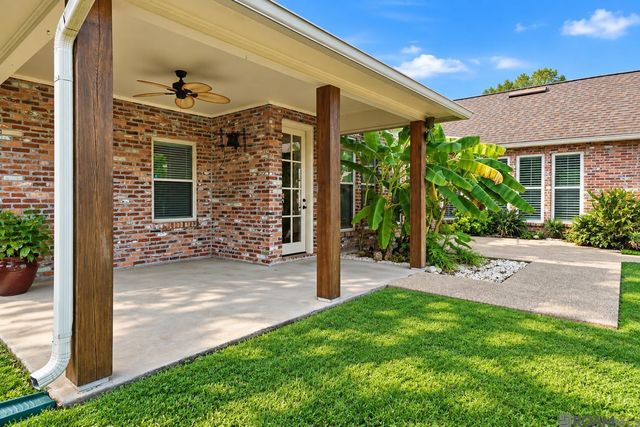 4116 Lake Pointe Ave, Zachary, LA 70791