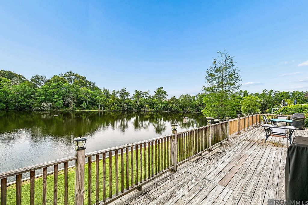 4116 Lake Pointe Ave, Zachary, LA 70791