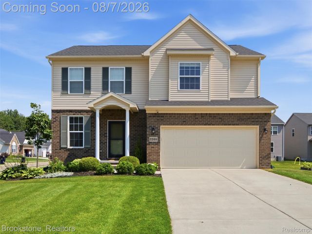 2268 Crystal Crossing Drive, Marion Township, MI 48843