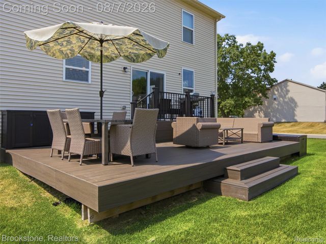 2268 Crystal Crossing Drive, Marion Township, MI 48843