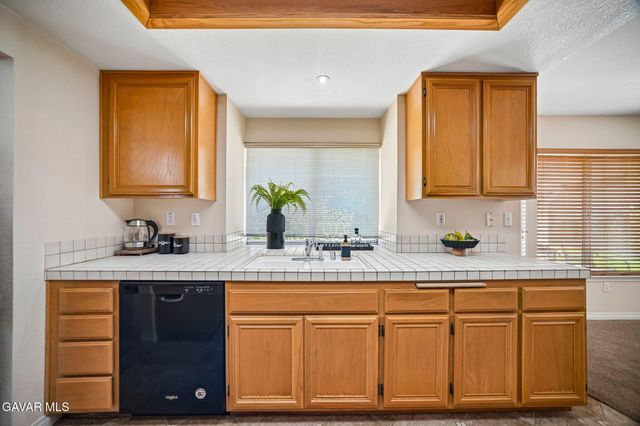 36746 Nickel Street, Palmdale, CA 93550