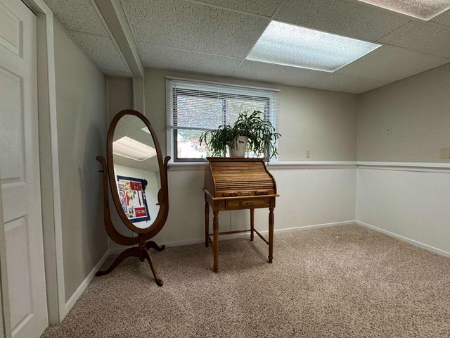 1417 Sunset Blvd, Minot, ND 58703