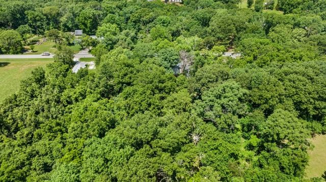 1330 S Curtis Avenue, Pea Ridge, AR 72751