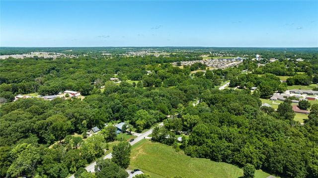 1330 S Curtis Avenue, Pea Ridge, AR 72751