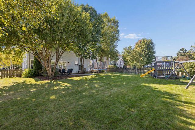 2224 Beaumont Court, Aurora, IL 60502