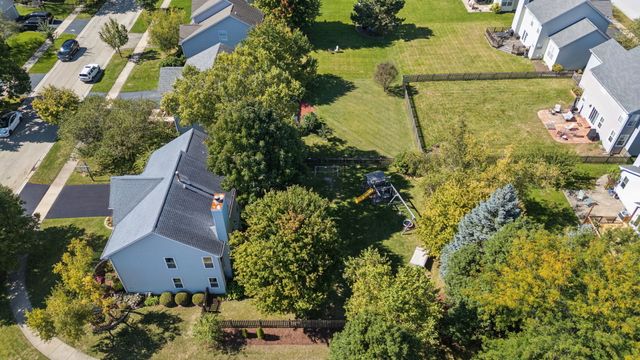 2224 Beaumont Court, Aurora, IL 60502