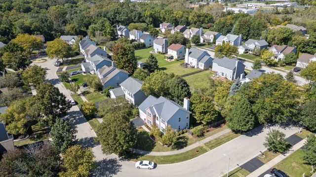 2224 Beaumont Court, Aurora, IL 60502
