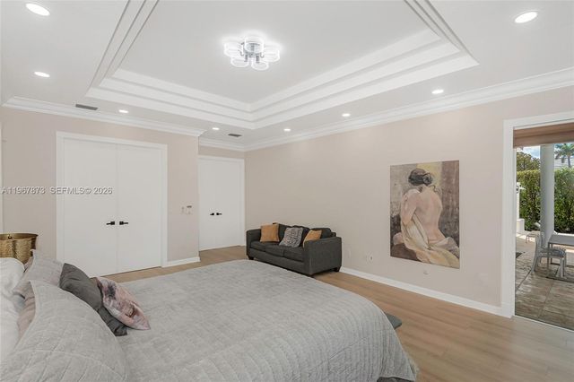 622 E Enclave Cir E, Pembroke Pines, FL 33027