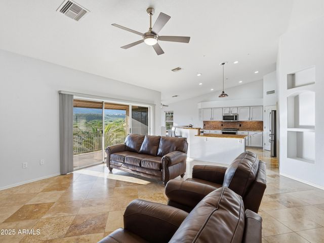 15633 E GOLDEN EAGLE Boulevard, Fountain Hills, AZ 85268