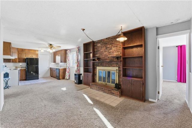 8600 Crystal Avenue, Kansas City, MO 64138