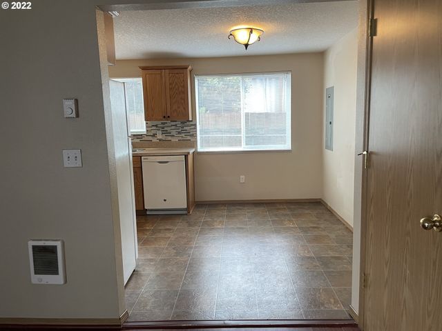 11111 Ne 48TH Cir, Vancouver, WA 98682