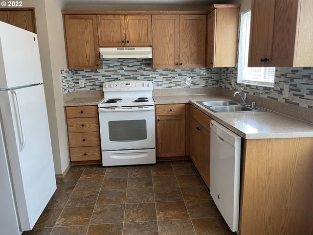 11111 Ne 48TH Cir, Vancouver, WA 98682