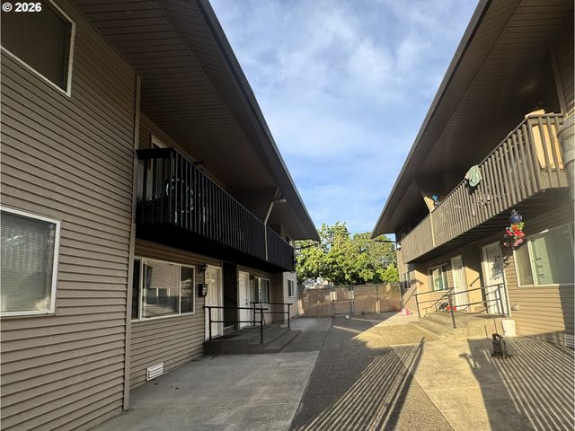 11111 Ne 48TH Cir, Vancouver, WA 98682