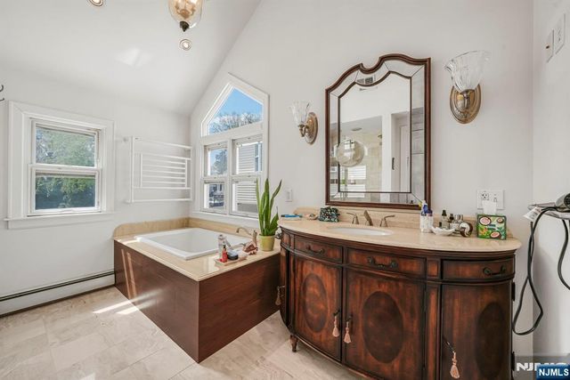 125 Rutgers Place, Nutley, NJ 07110