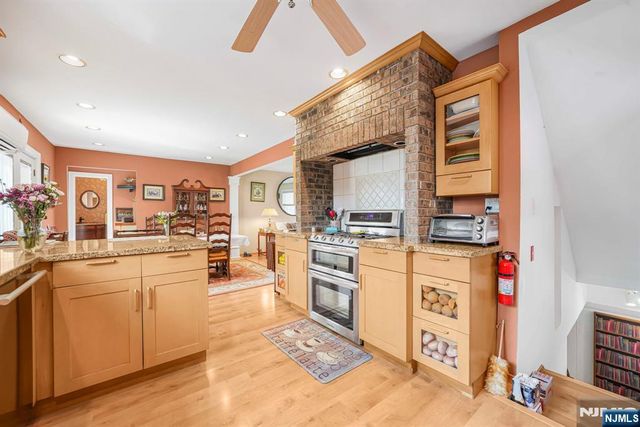 125 Rutgers Place, Nutley, NJ 07110