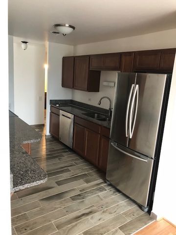 425 WALNUT CREEK Lane 1608, Lisle, IL 60532