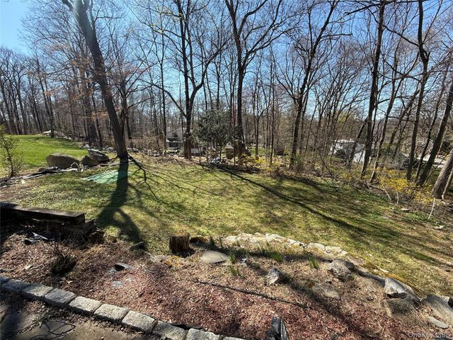 26 Forest Lane, Crompond, NY 10517