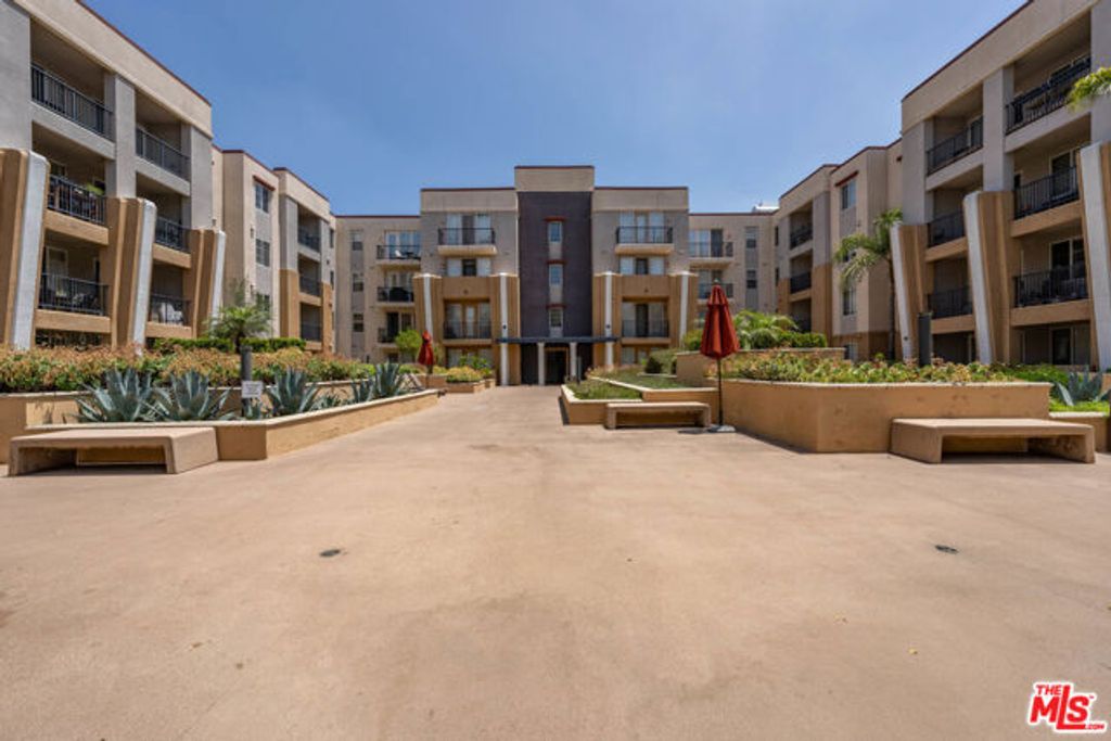 360 W Avenue 26 107, Los Angeles, CA 90031